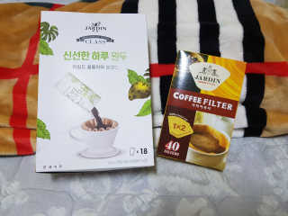 (주)쟈뎅 [쟈뎅] 클래스 신선한 하루 원두+여과지 SET — 5점을 준 리뷰어가 2019년 3월 올린 사용 사진