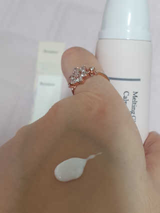 보나쥬르 멜팅 글로우 카밍 크림 50ml — 5점을 준 리뷰어가 2020년 1월 올린 사용 사진