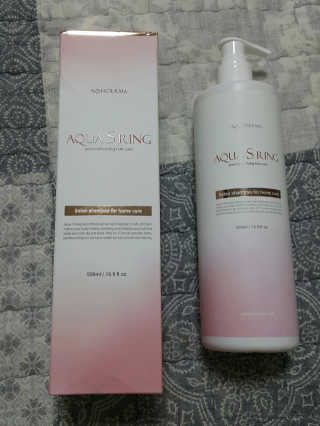 아쿠아큐링 아쿠아S링 퓨어리프레싱 헤어케어 500ml — 4점을 준 리뷰어가 2018년 8월 올린 사용 사진