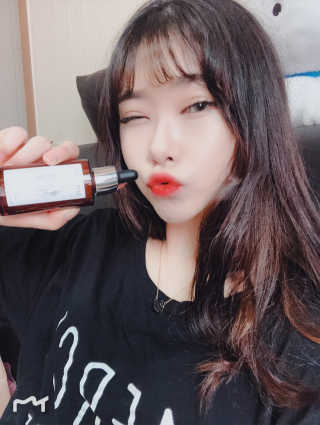 보타니티 [홍]조[진]정[결]케어 플라본 세럼 — 4점을 준 리뷰어가 2018년 5월 올린 사용 사진