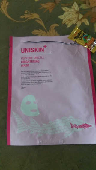 UNISKIN 펩톤유니셀 마스크 — 3점을 준 리뷰어가 2018년 9월 올린 사용 사진