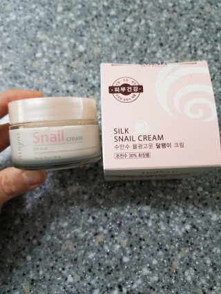 (주)에네스티 [에네스티] 수안수 물광고운 달팽이 크림 50g — 5점을 준 리뷰어가 2020년 3월 올린 사용 사진