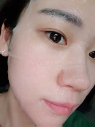 에이로 코스메틱 올인원 솔루션 마스크+모이스쳐 솔루션 마스크팩 — 5점을 준 리뷰어가 2019년 1월 올린 사용 사진