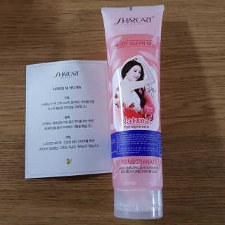 줌마들도 인정한 샤카트 페이스앤바디 필링젤 310ml — 4.33점을 준 리뷰어가 2018년 5월 올린 사용 사진