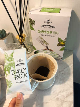 (주)쟈뎅 [쟈뎅] 클래스 신선한 하루 원두+여과지 SET — 4.5점을 준 리뷰어가 2019년 3월 올린 사용 사진