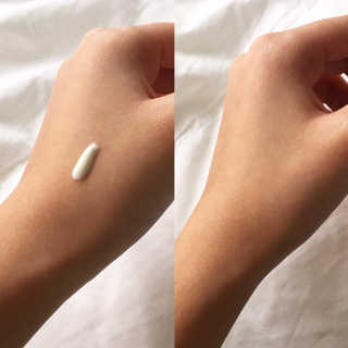 소프트 에어리 UV 에센스 SPF 50 PA ++++ — 5점을 준 리뷰어가 2019년 3월 올린 사용 사진