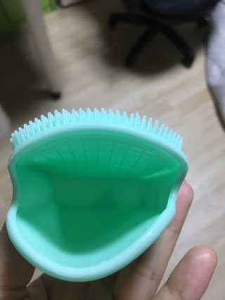 비비또 페이셜 클렌징 브러쉬 2P — 4.5점을 준 리뷰어가 2019년 6월 올린 사용 사진