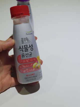 풀무원 식물성유산균 레드앤오메가 + 푸룬앤바이오 — 5점을 준 리뷰어가 2018년 11월 올린 사용 사진
