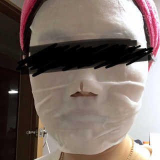 23years old 코쿤 윌로우 실키 마스크 — 4점을 준 리뷰어가 2018년 5월 올린 사용 사진