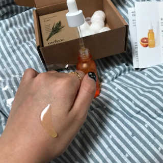 비건화장품 멜릭서 내 피부를 위한 비건케어, 멜릭서 비타민세럼 — 4점을 준 리뷰어가 2019년 3월 올린 사용 사진