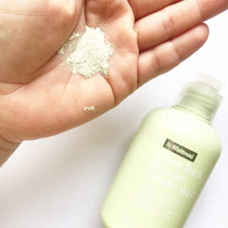 바이 위시트랜드 Green Tea Powder Wash — 3.67점을 준 리뷰어가 2018년 1월 올린 사용 사진