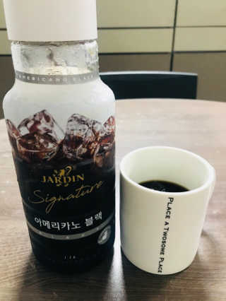 (주)쟈뎅 쟈뎅 시그니처 아메리카노 1.1L — 5점을 준 리뷰어가 2018년 8월 올린 사용 사진