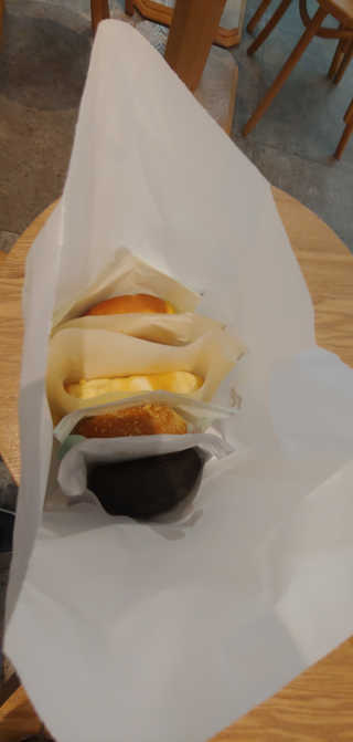 삼송빵집 부천점 [삼송빵집 부천역사점]삼송빵집 특별세트 — 5점을 준 리뷰어가 2019년 8월 올린 사용 사진