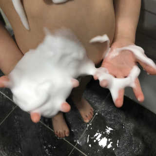 뷰티여우_아토클리닉 [아토클리닉] 우리 아이가 좋아하는 버블폼 — 5점을 준 리뷰어가 2019년 5월 올린 사용 사진