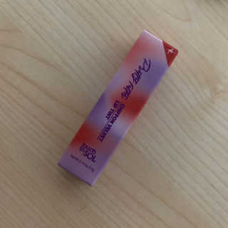 터치인솔 프리티필터 쉬폰 벨벳 립틴트 비비드팝 컬렉션 — 5점을 준 리뷰어가 2019년 3월 올린 사용 사진