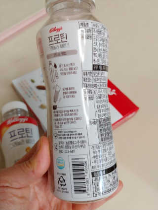 켈로그 프로틴바 멀티팩+프로틴 그래놀라 쉐이크 2종 — 4점을 준 리뷰어가 2020년 1월 올린 사용 사진