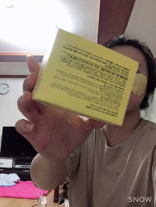 쏘내추럴 샤이닝 페이스 필링 패드 — 4점을 준 리뷰어가 2019년 8월 올린 사용 사진