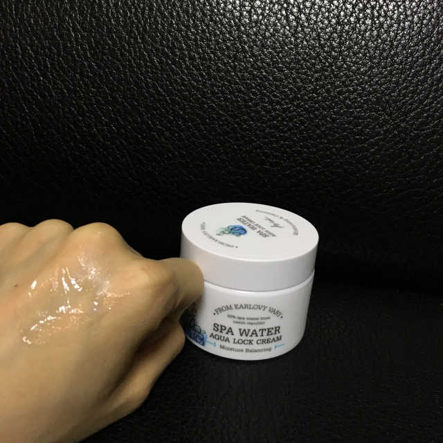 스파워터 아쿠아 락 크림 리뷰 사진