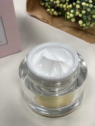 닥터엘시아 파워 브라이트닝 글루타치온 크림 — 5점을 준 리뷰어가 2018년 3월 올린 사용 사진