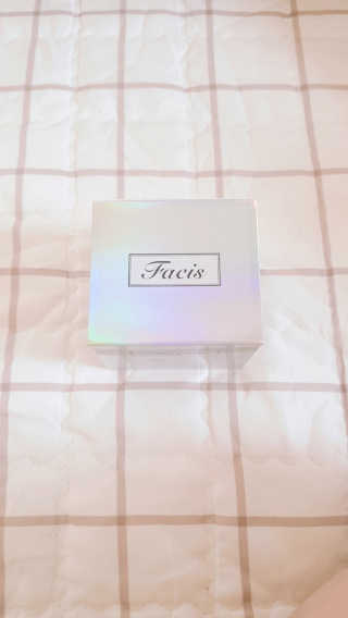 파시스 올인원 진주 화이트닝 크림 100ml — 3점을 준 리뷰어가 2019년 6월 올린 사용 사진