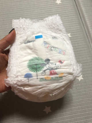 보솜이 베이비케어 팬티형 기저귀 — 5점을 준 리뷰어가 2019년 2월 올린 사용 사진