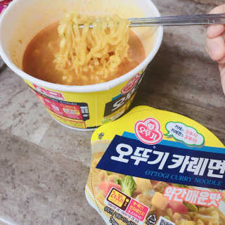 오뚜기카레면 2차 모집 — 5점을 준 리뷰어가 2019년 2월 올린 사용 사진