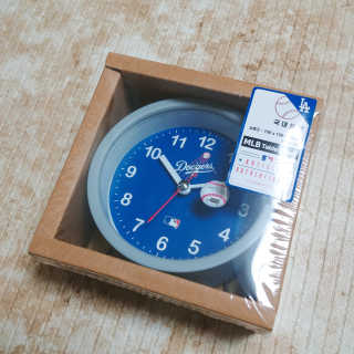 MLB WATCH n LEISURE MLB 아날로그 디자인 탁상시계 8종 — 5점을 준 리뷰어가 2020년 1월 올린 사용 사진