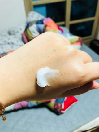 후르디아 아보카도 릴리프 크림 — 4.5점을 준 리뷰어가 2018년 1월 올린 사용 사진