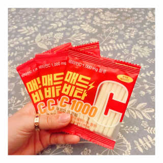 매드비타C 1000 — 5점을 준 리뷰어가 2019년 4월 올린 사용 사진