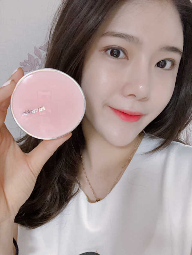 한스킨 에어슬립 비비쿠션 SPF50+ PA+++ 리뷰 사진