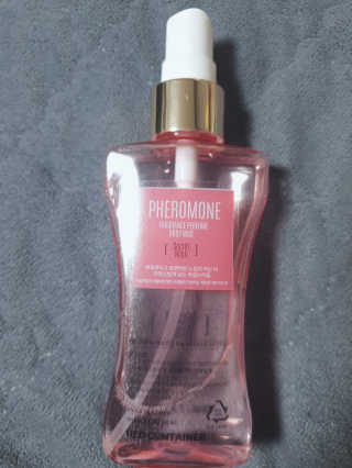 레드컨테이너 페로몬향 퍼퓸 바디미스트 80ml — 5점을 준 리뷰어가 2020년 3월 올린 사용 사진