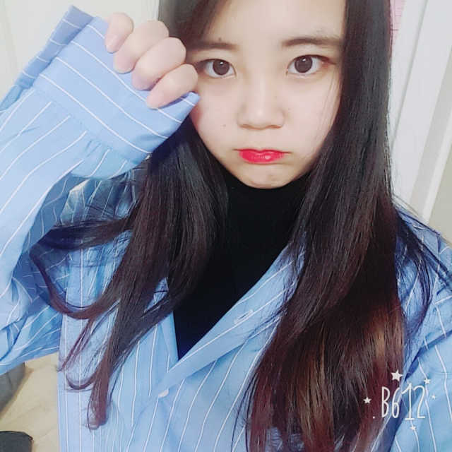 오프숄더 스트라이프 셔츠 리뷰 사진