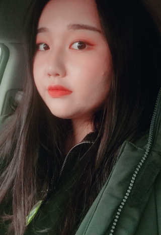 the naked object [탈모볼륨샴푸] 디블랙 팩 샴푸 — 4.5점을 준 리뷰어가 2019년 12월 올린 사용 사진