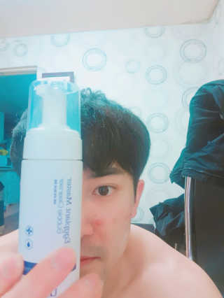 유리스킨-버블 클렌저 — 4.5점을 준 리뷰어가 2018년 3월 올린 사용 사진