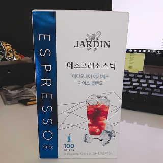 (주)쟈뎅 [쟈뎅] 에스프레소스틱 아이스블렌드 — 5점을 준 리뷰어가 2019년 5월 올린 사용 사진