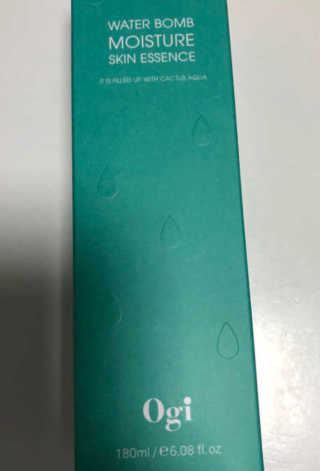 오지아이 워터 밤 모이스처 스킨 에센스 180ml — 5점을 준 리뷰어가 2020년 2월 올린 사용 사진