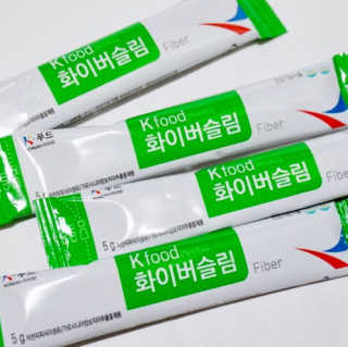 두루원 똥기사의 Kfood 화이버슬림 — 3.67점을 준 리뷰어가 2018년 7월 올린 사용 사진