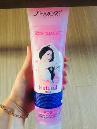 줌마들도 인정한 샤카트 페이스앤바디 필링젤 310ml — 5점을 준 리뷰어가 2018년 3월 올린 사용 사진