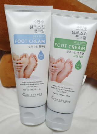 (주)에네스티 에네스티 수안수 실크스킨 풋크림 1+1 — 3점을 준 리뷰어가 2019년 10월 올린 사용 사진