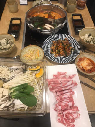 [미스터시래기]이베리코 콤보 샤브샤브+꼬막무침세트 — 3점을 준 리뷰어가 2018년 12월 올린 사용 사진