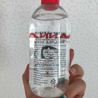 솔테라피 안나 트러블 토너 300ml — 4.5점을 준 리뷰어가 2019년 6월 올린 사용 사진
