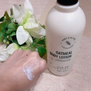 (주)에네스티 내추럴 촉촉  오트밀 바디로션 500ml — 4.5점을 준 리뷰어가 2019년 11월 올린 사용 사진