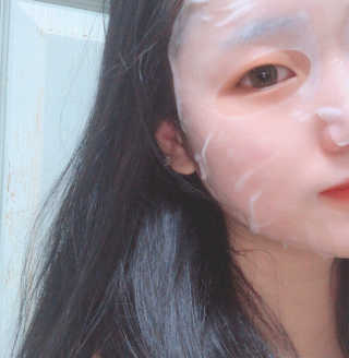 로벡틴 닥터 마스크 시카 — 4.5점을 준 리뷰어가 2019년 10월 올린 사용 사진