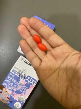지지랩 [먹는히알루론산] 피부가 촉촉해지지 500mg x 12캡슐 — 4점을 준 리뷰어가 2019년 12월 올린 사용 사진