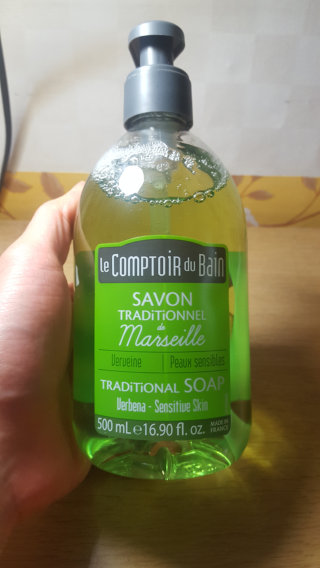 르 꽁뚜아르 뒤뱅 마르세유 솝 바디워시 500ml — 3.5점을 준 리뷰어가 2016년 7월 올린 사용 사진