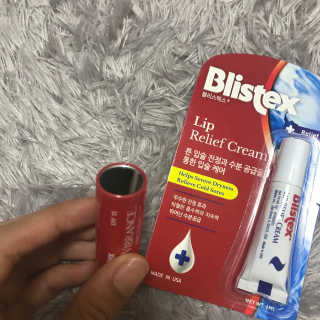블리스텍스 립 릴리프 크림 립밤, 립 바이브런스 립밤 — 5점을 준 리뷰어가 2018년 11월 올린 사용 사진