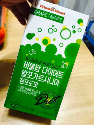 비타민하우스 버블팝 다이어트 발포가르시니아 청포도/복숭아 — 4.83점을 준 리뷰어가 2017년 5월 올린 사용 사진