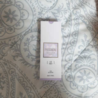 레드컨테이너 페로몬향 퍼퓸 바디미스트 80ml — 5점을 준 리뷰어가 2020년 1월 올린 사용 사진