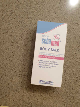 세바메드 베이비 바디밀크 200ml — 5점을 준 리뷰어가 2019년 12월 올린 사용 사진