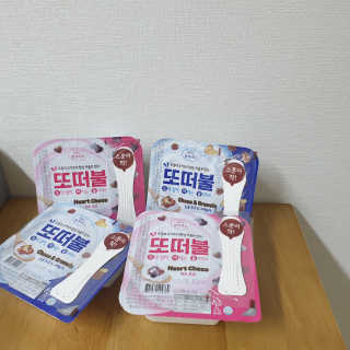 남양유업 또깍 접어 떠먹는 불가리스 2종 — 5점을 준 리뷰어가 2020년 9월 올린 사용 사진